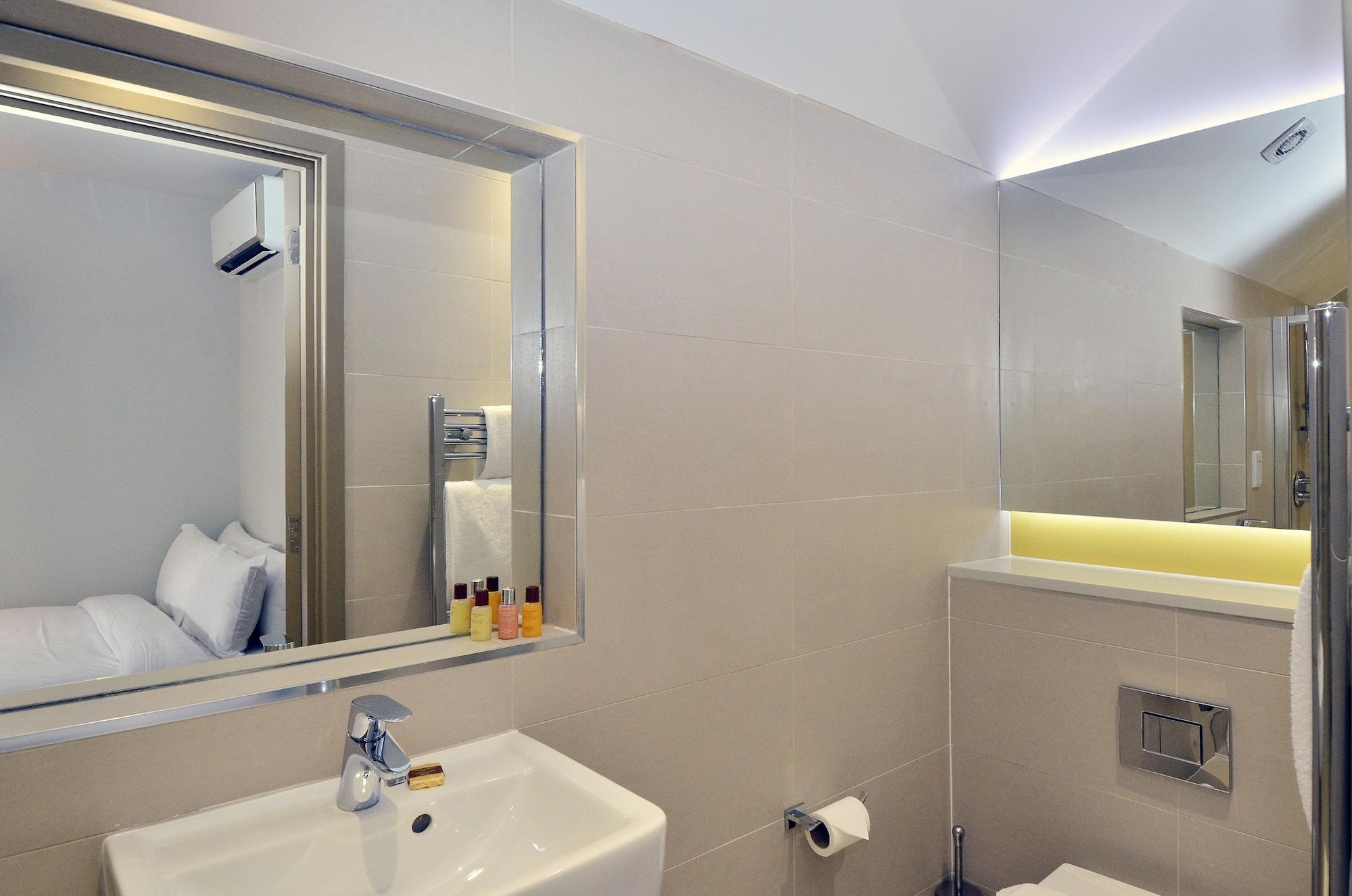 Arch Hotel Лондон Экстерьер фото