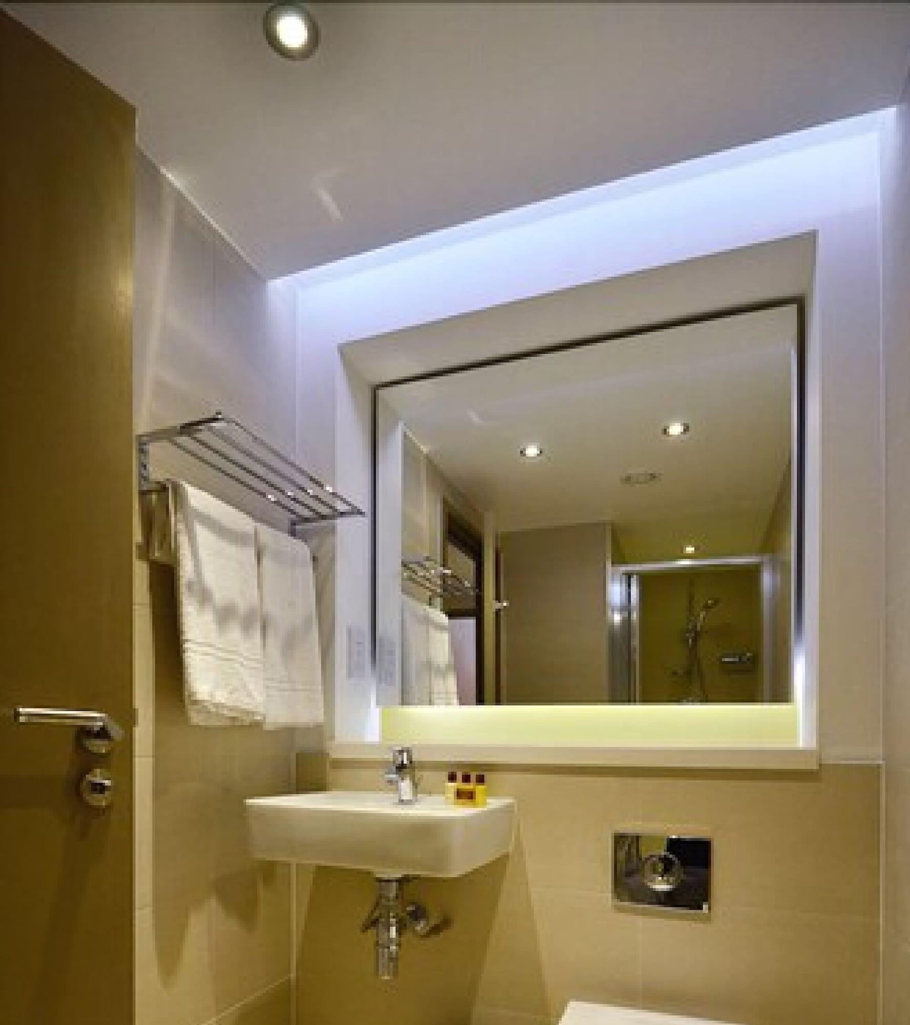 Arch Hotel Лондон Экстерьер фото